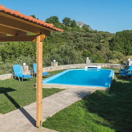 Villa Elia Lambiní Eksteriør billede