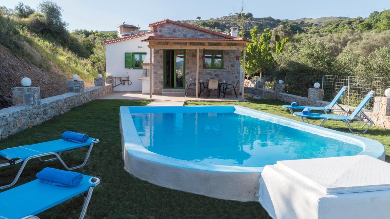 Villa Elia Lambiní Eksteriør billede